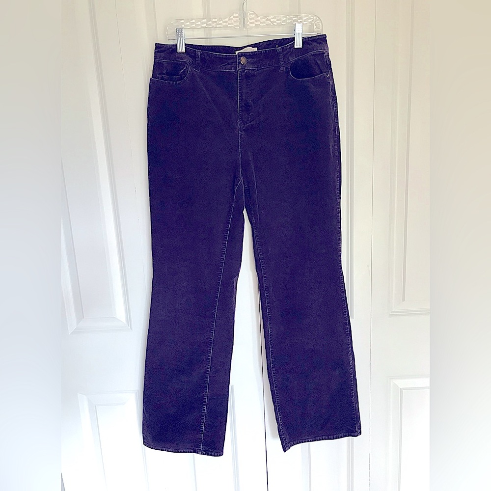 EUC Natural Fit Size 10 Corduroy Purple pants